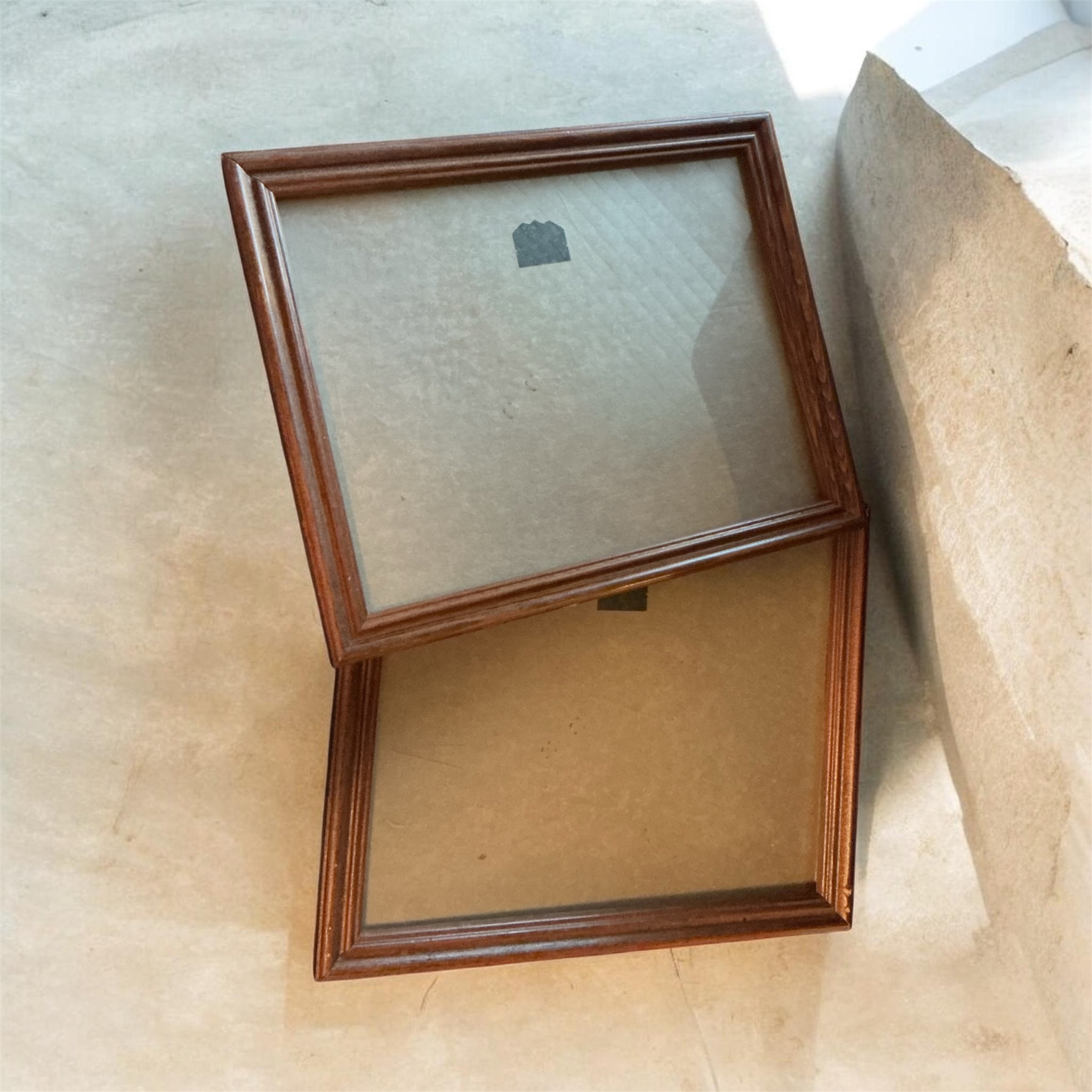 Set of 2 Vintage Wood Grain Picture Frames - Image 6