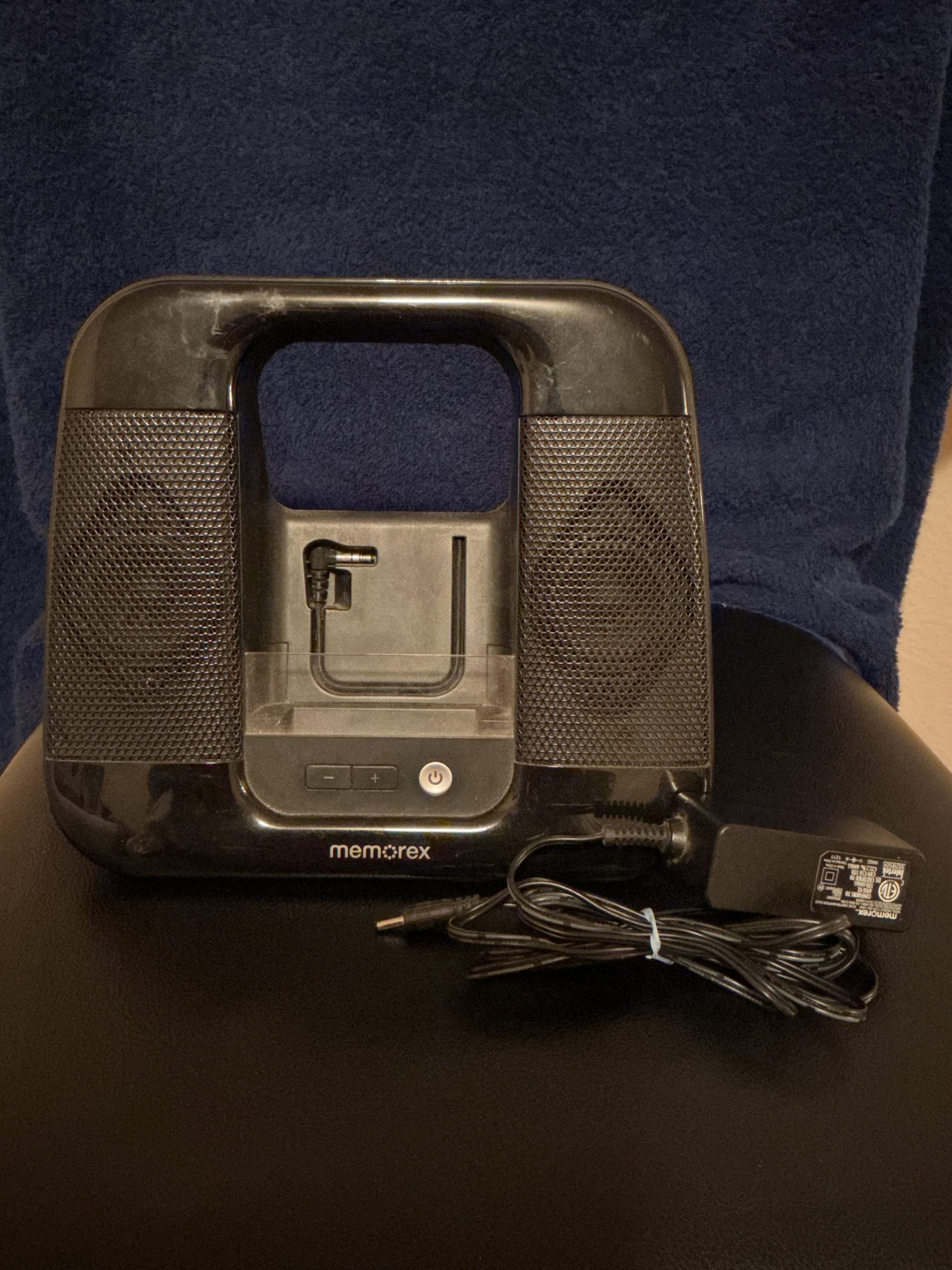 Universal Portable Speaker (Memorex) - Image 5