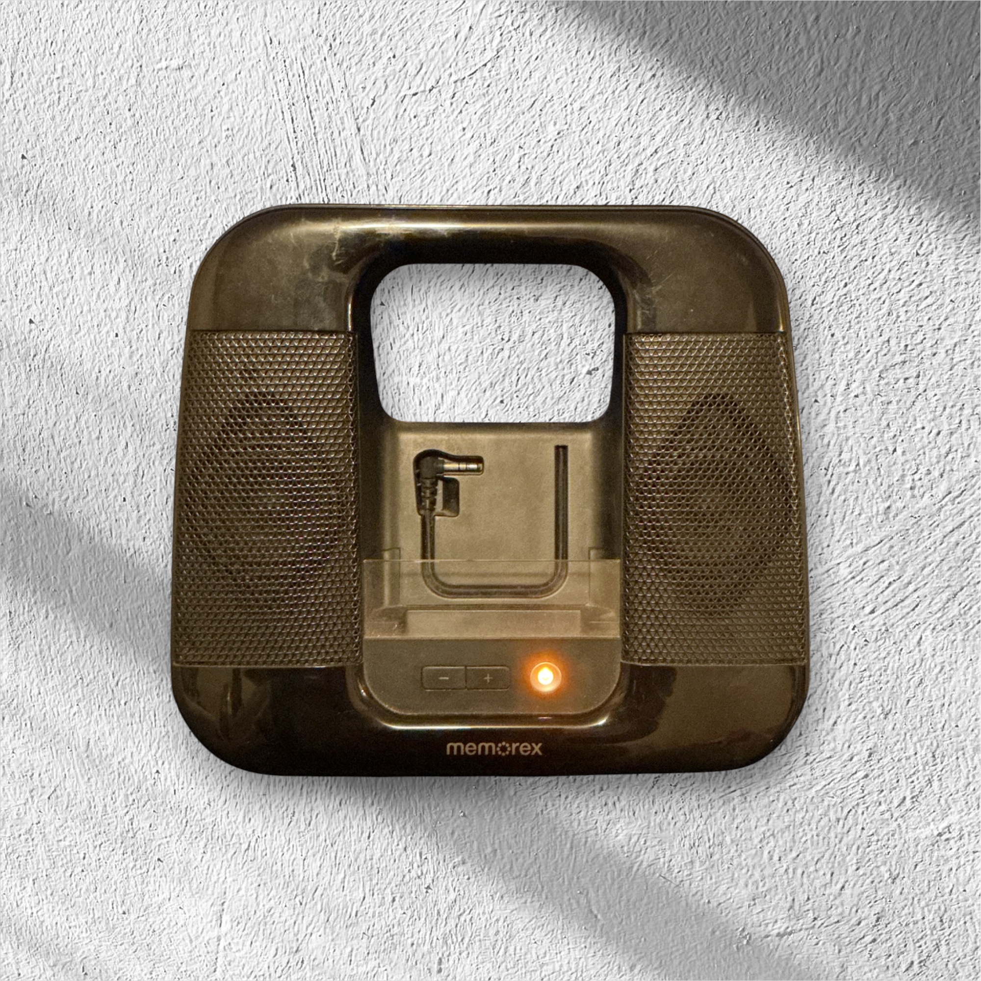 Universal Portable Speaker (Memorex) - Image 3